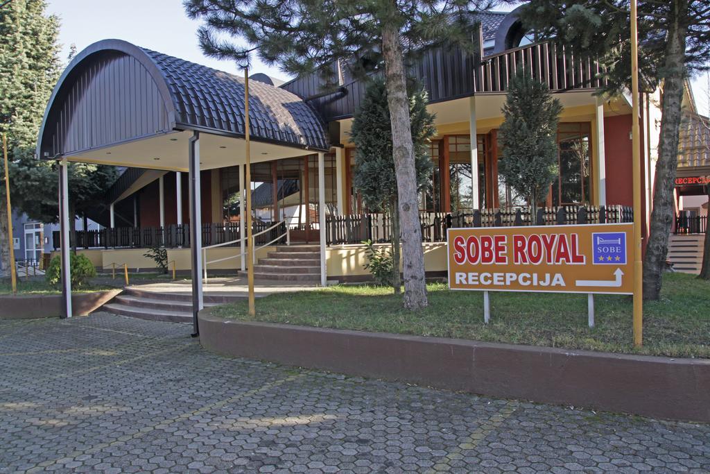 Guest House Royal Čakovec Buitenkant foto