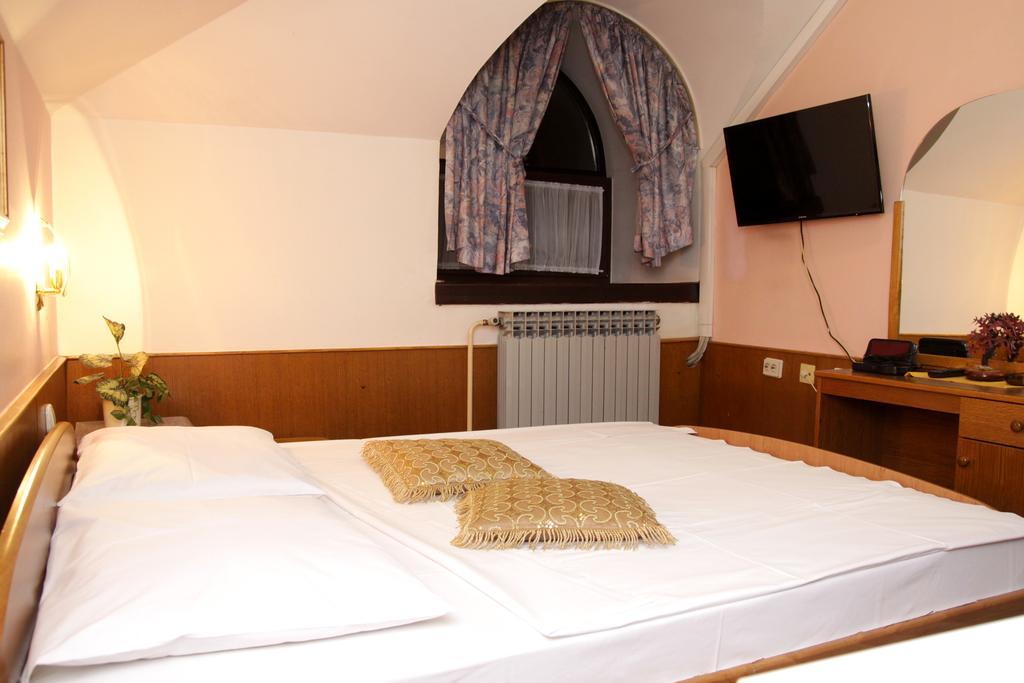 Guest House Royal Čakovec Buitenkant foto