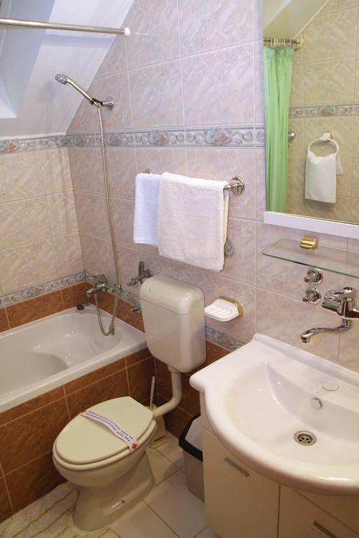 Guest House Royal Čakovec Buitenkant foto
